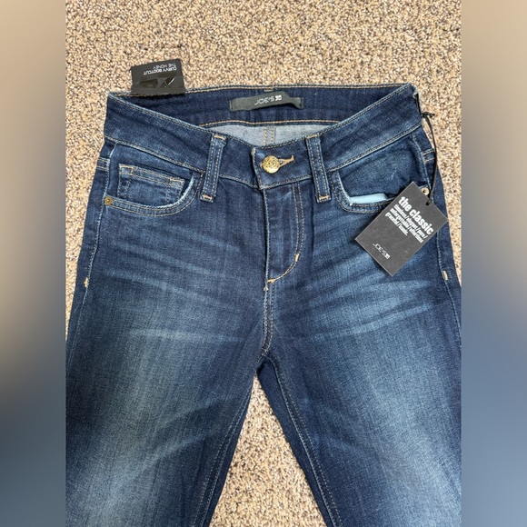 Joe’s Jeans Curvy Bootcut - Picture 5 of 5